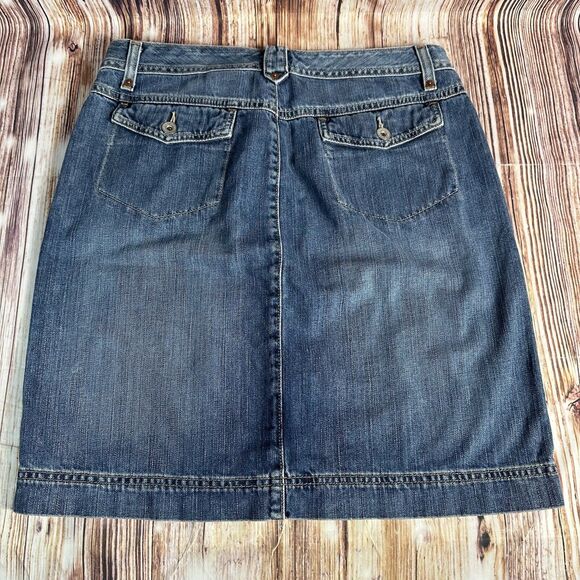 Eddie Bauer Size 8 Blue Jean Denim Midi Knee Length Skirt Pockets Y2K 31x19.5 - Picture 2 of 8